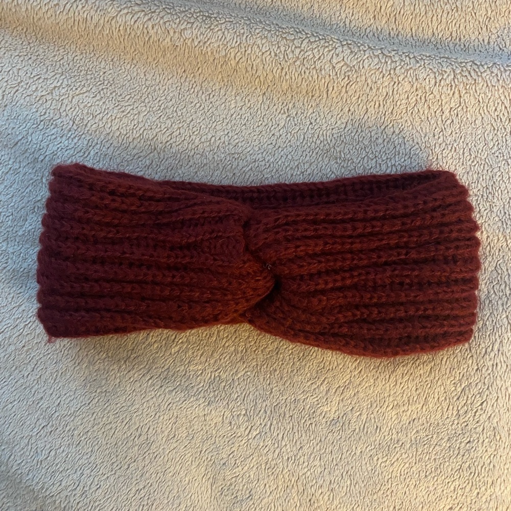 Dark red knit head wrap